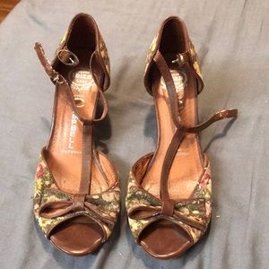 Vintage Jeffrey Campbell Wedges